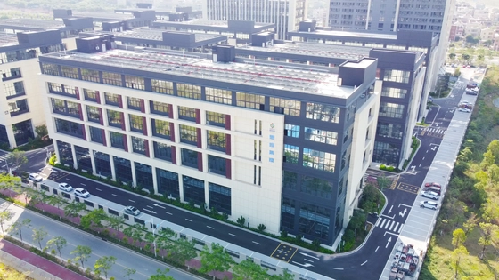 厦门湖里区:一块屏幕“显示”的未来技术突破路径